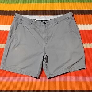 Croft & Barrow Light Gray Men's Shorts